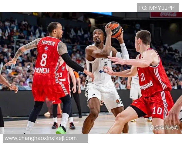 卡斯尔三分命中率暴涨！马刺战术体系如何完成得分手蜕变，撕破公牛防线